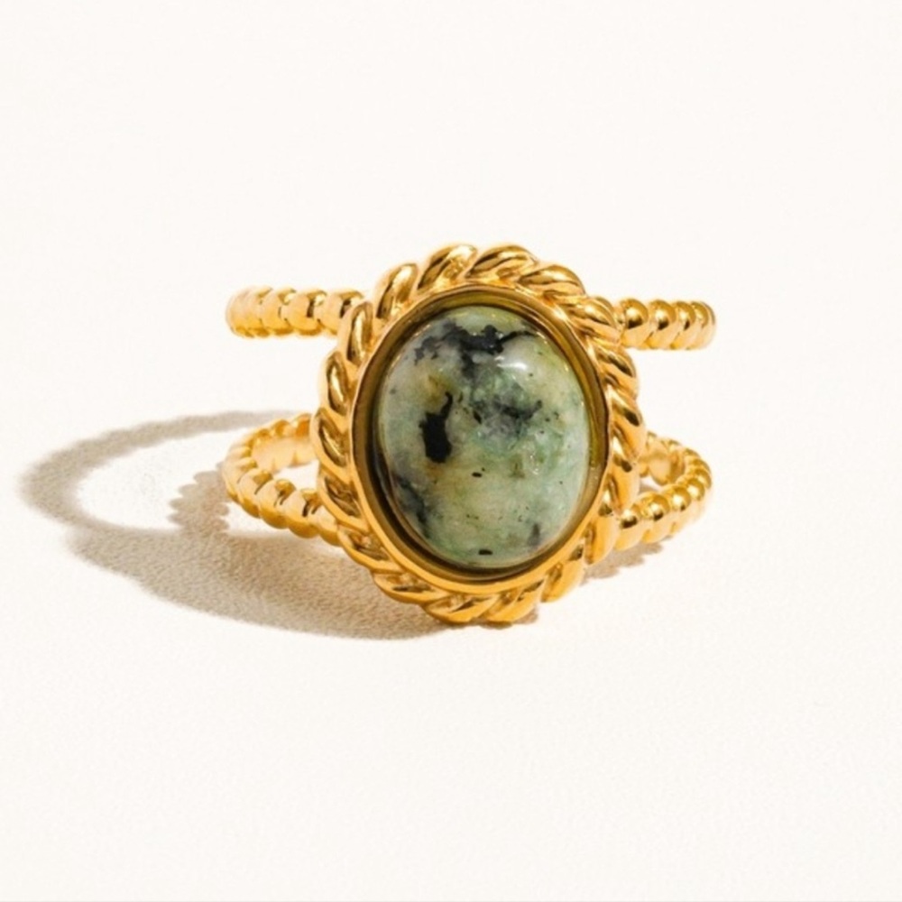 18kt Gold Plated Tarnish Resistant Peacock Stone Adjustable Ring NWT - Picture 2 of 2